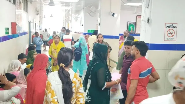 झज्जर सिविल अस्पताल की OPD में लगा मरीजों का तांता, बदलते मौसम के बीच बढ़ा इन बीमारियों का खतरा

